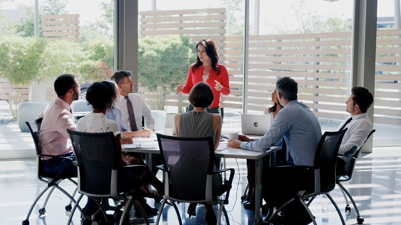 Watch the 'More financial services organisations are choosing Workday' video